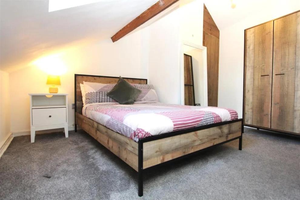 Large New-York Style Penthouse Apartment In Leeds City Centre With Contactless Check In 外观 照片